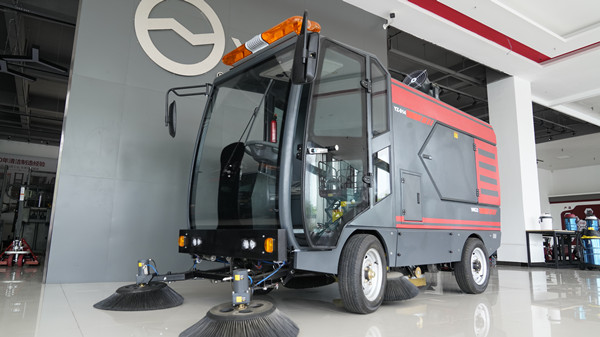 駕駛式掃地車的原理和適用環境 駕駛式掃地車的原理和適用環境